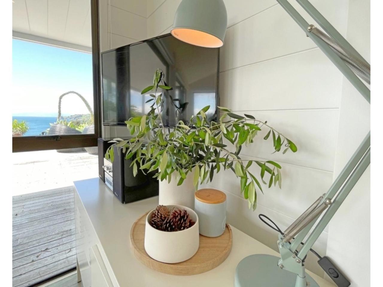 Seaview Estate - Stay Waiheke Onetangi Exterior photo